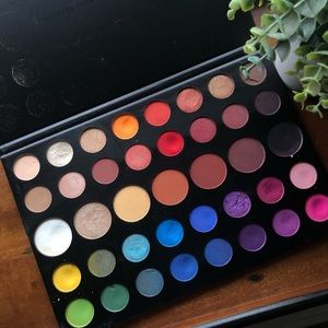 Morphe x James Charles artistry palette